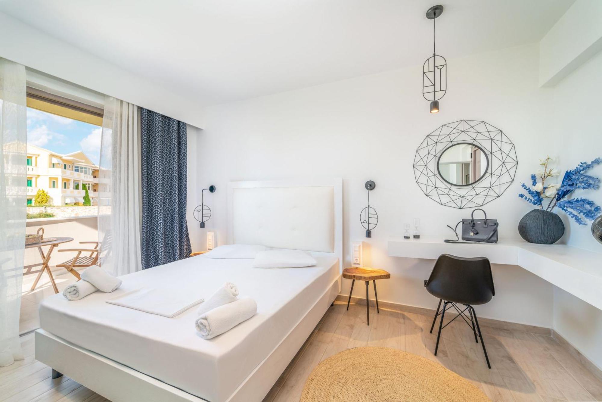 San Giovanni Beach Resort And Suites Agios Ioannis  Bilik gambar