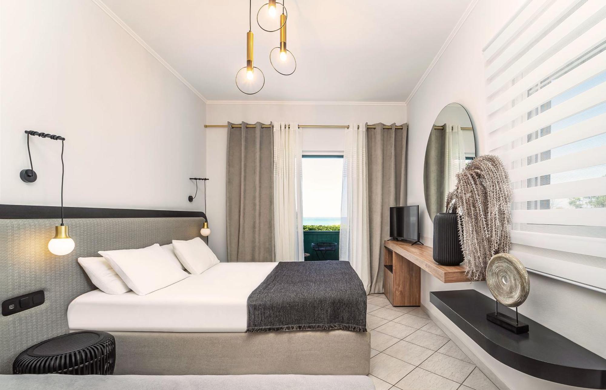 San Giovanni Beach Resort And Suites Agios Ioannis  Bilik gambar
